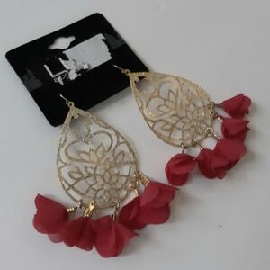 Petal Tassel Dangle Earrings